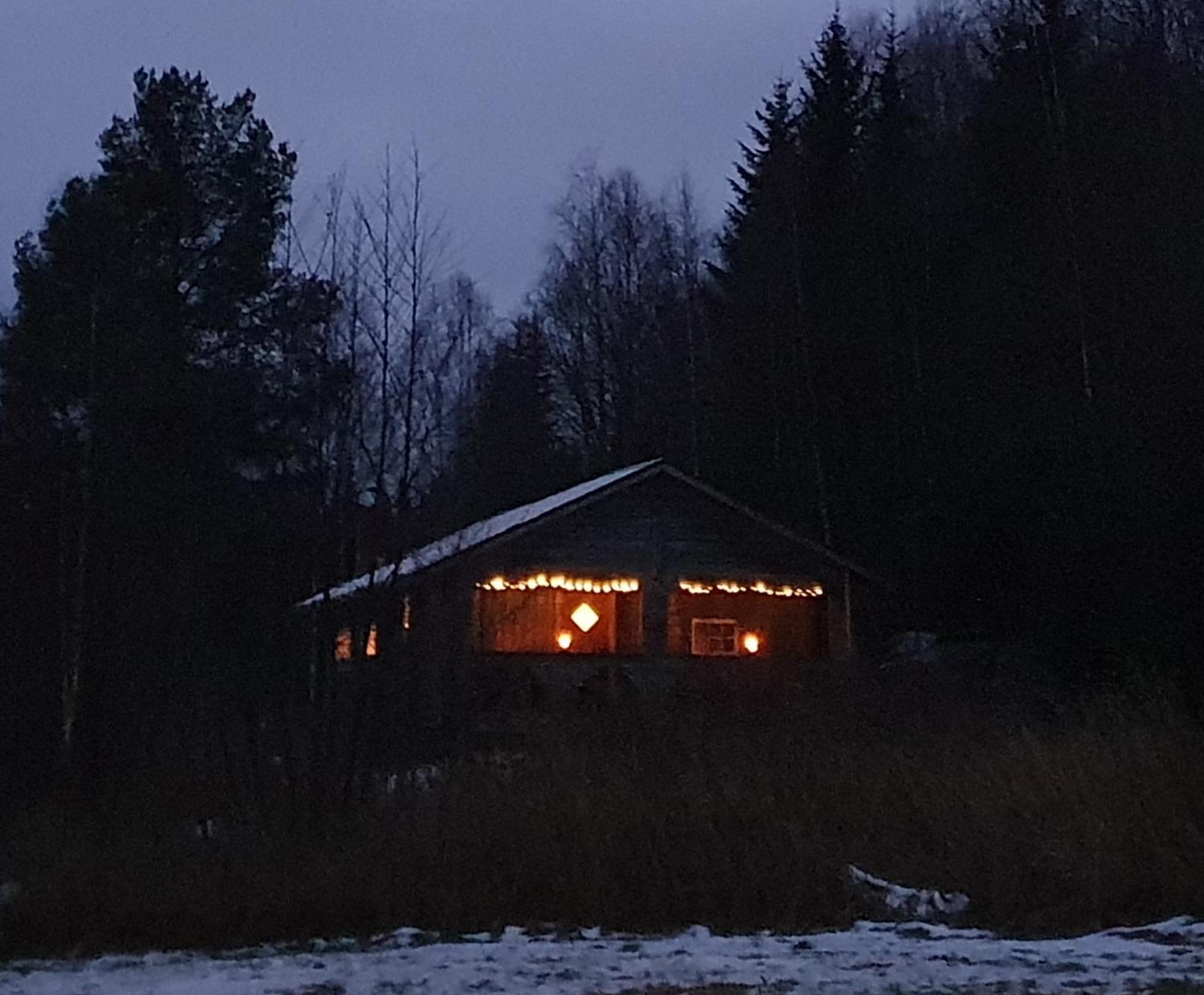 Vikinggard Cottages Holjes 外观 照片